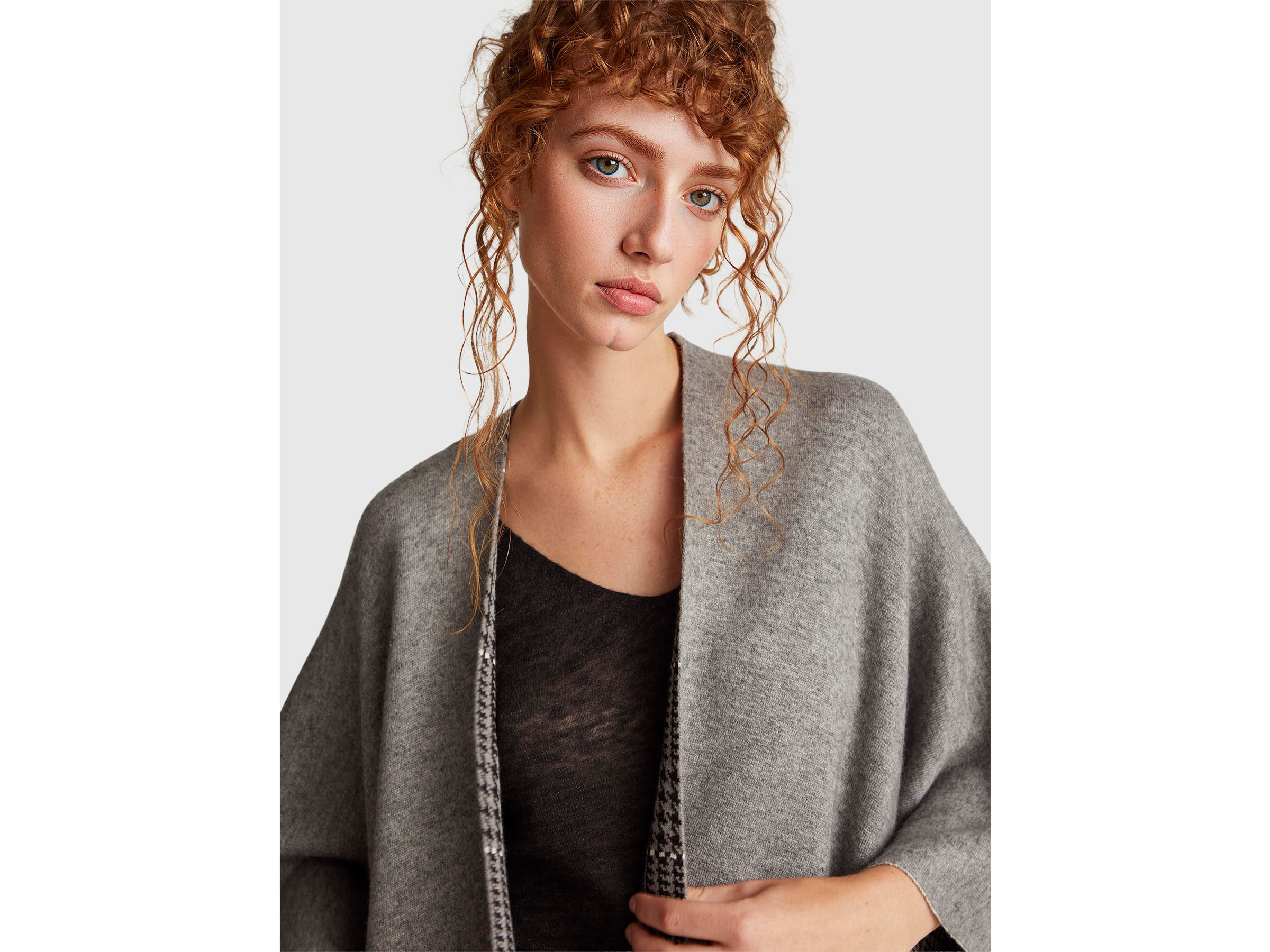 CAPE Women image number 4